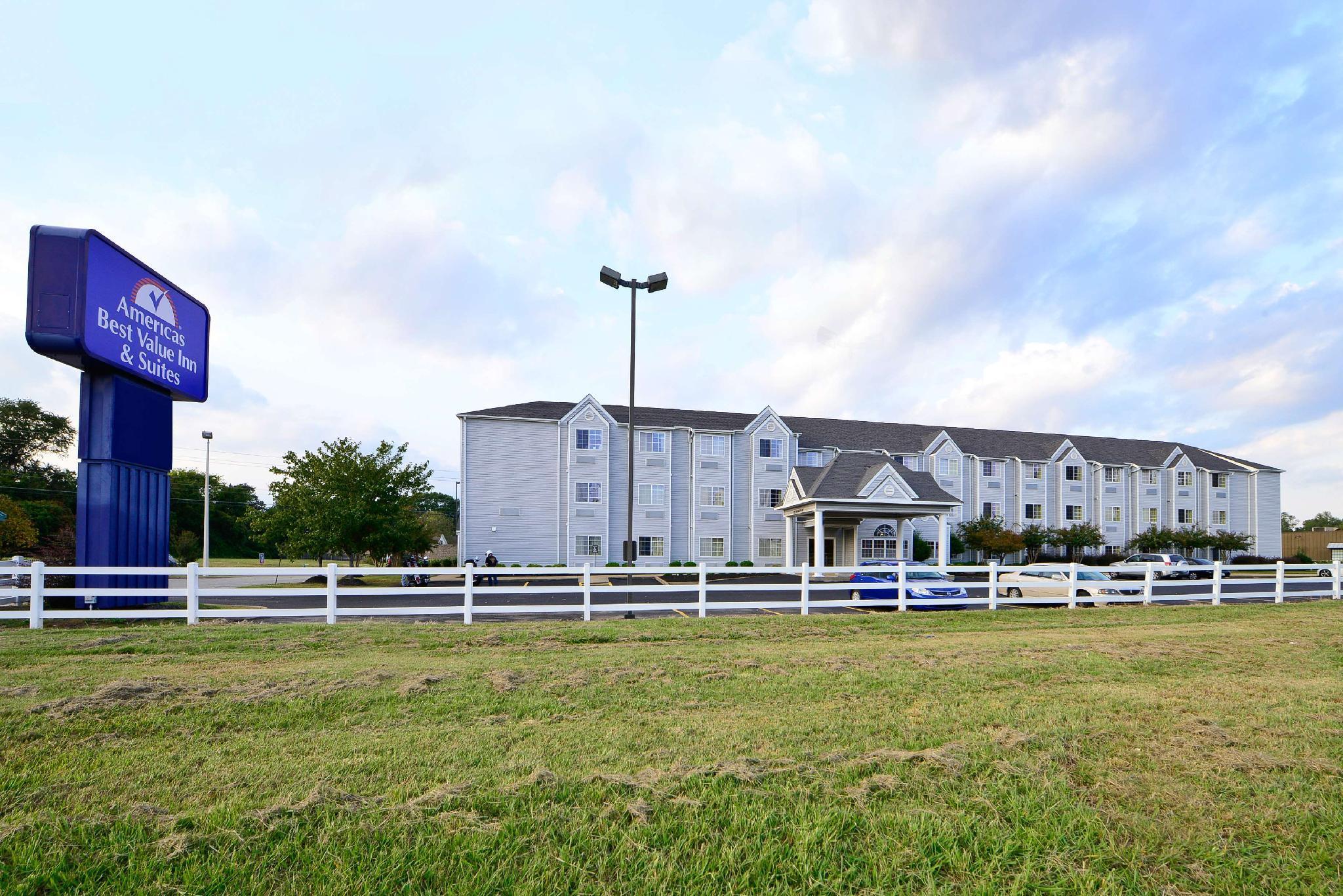 Americas Best Value Inn & Suites Jackson, Tn Bagian luar foto